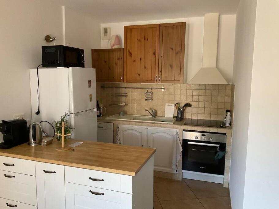 Akropole De Caroline, Central, Lumineux, Calme, Free Parking, Lift, 3 Beds Draguignan Zewnętrze zdjęcie